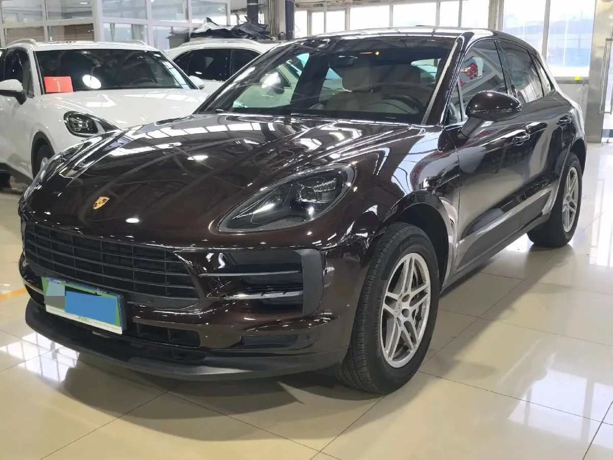 2021 Porsche Macan 2.0T 252HP L4 7DCT,autocango,china used car exporter,china ev exporter,chinese used car exporter,chinese used ev exporter