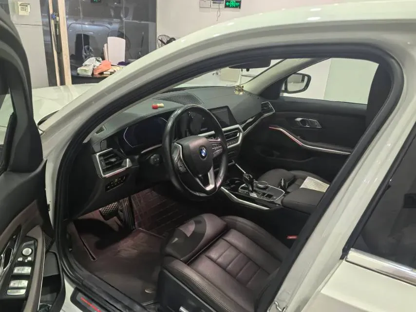 2020 BMW 3 Series 2.0T 184HP L4 8AT,autocango,china used car exporter,china ev exporter,chinese used car exporter,chinese used ev exporter