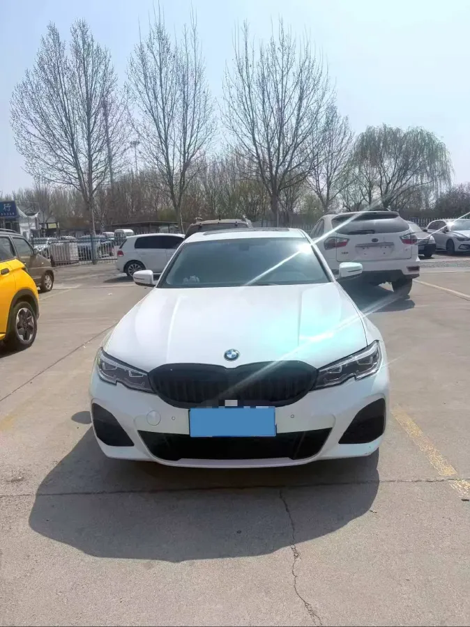 2021 BMW 3 Series 2.0T 156HP L4 8AT,autocango,china used car exporter,china ev exporter,chinese used car exporter,chinese used ev exporter