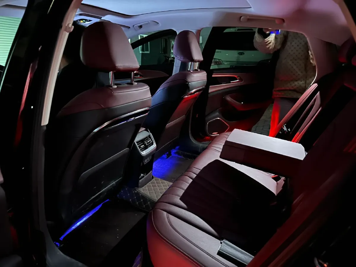 2024 HongQi H5 1.5T 169HP L4 7DCT,autocango,china used car exporter,china ev exporter,chinese used car exporter,chinese used ev exporter