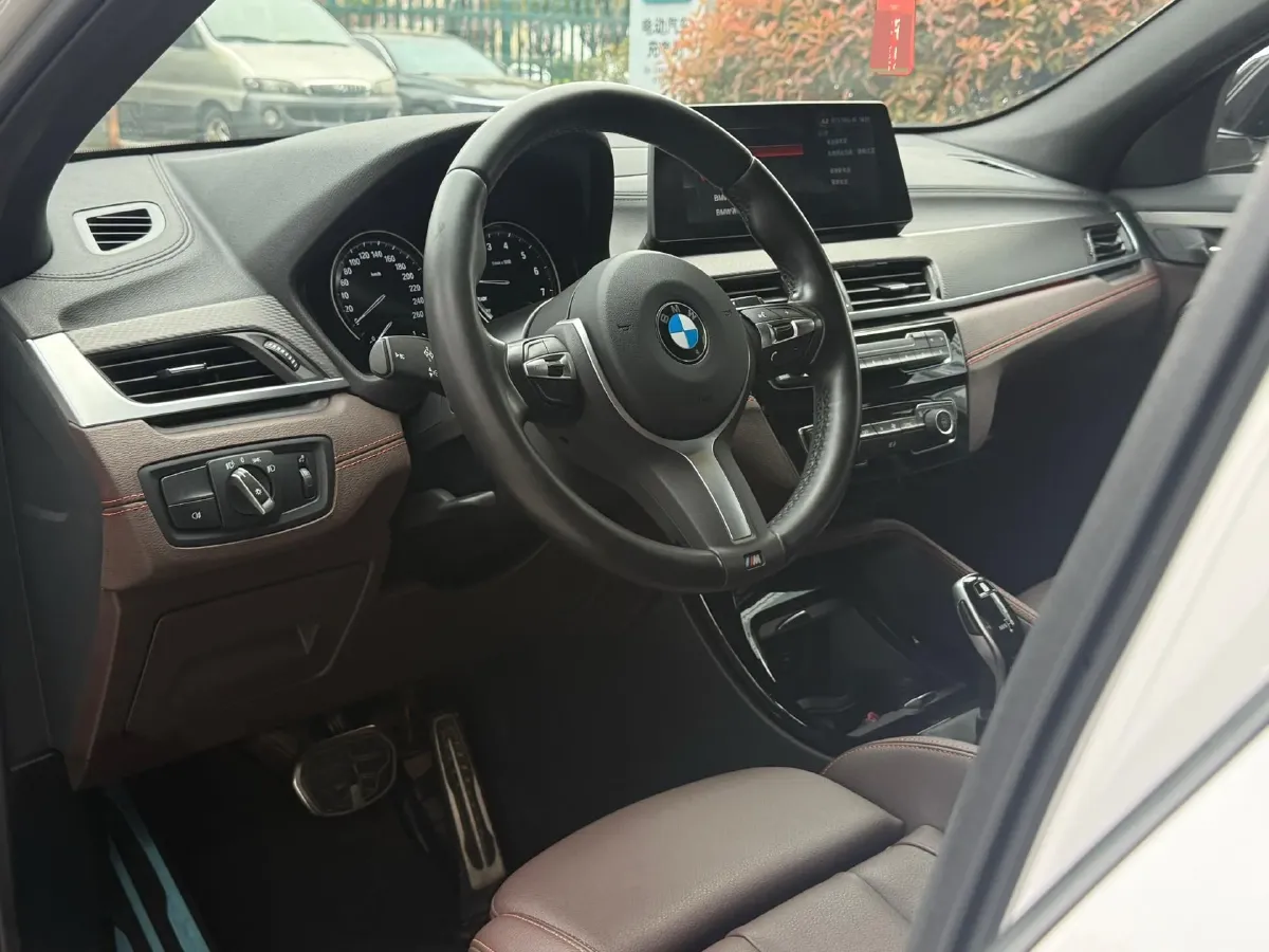 2021 BMW X2 2.0T 192HP L4 7DCT,autocango,china used car exporter,china ev exporter,chinese used car exporter,chinese used ev exporter