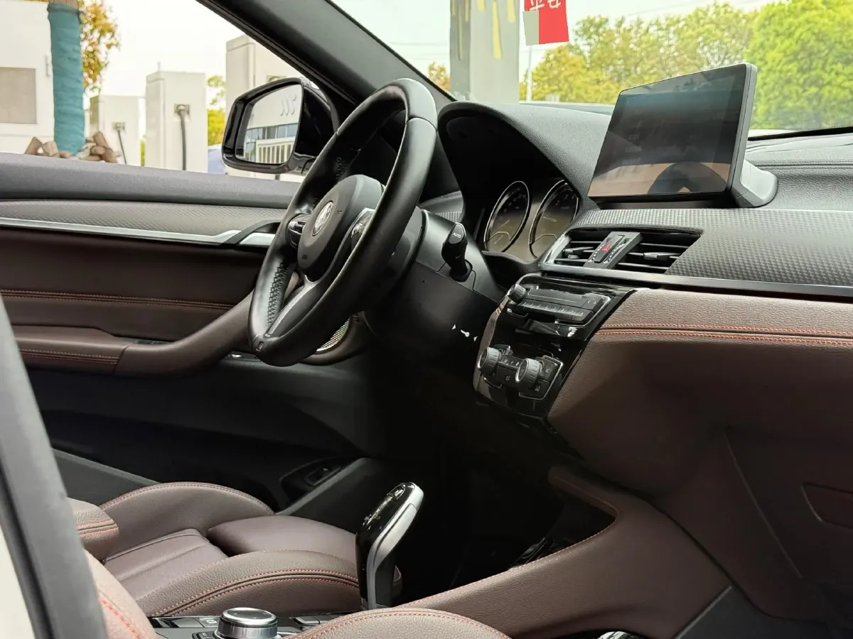 2021 BMW X2 2.0T 192HP L4 7DCT,autocango,china used car exporter,china ev exporter,chinese used car exporter,chinese used ev exporter