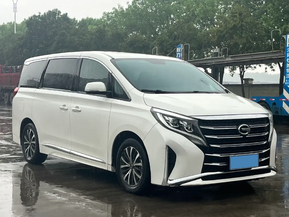 2021 GAC Trumpchi M8 2.0T 252HP L4 8AT,autocango,china used car exporter,china ev exporter,chinese used car exporter,chinese used ev exporter