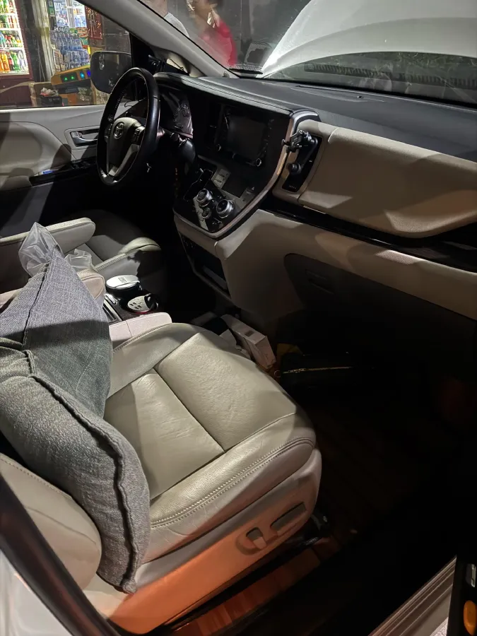 2019 Toyota Avalon 2.0L 178HP L4 CVT,autocango,china used car exporter,china ev exporter,chinese used car exporter,chinese used ev exporter