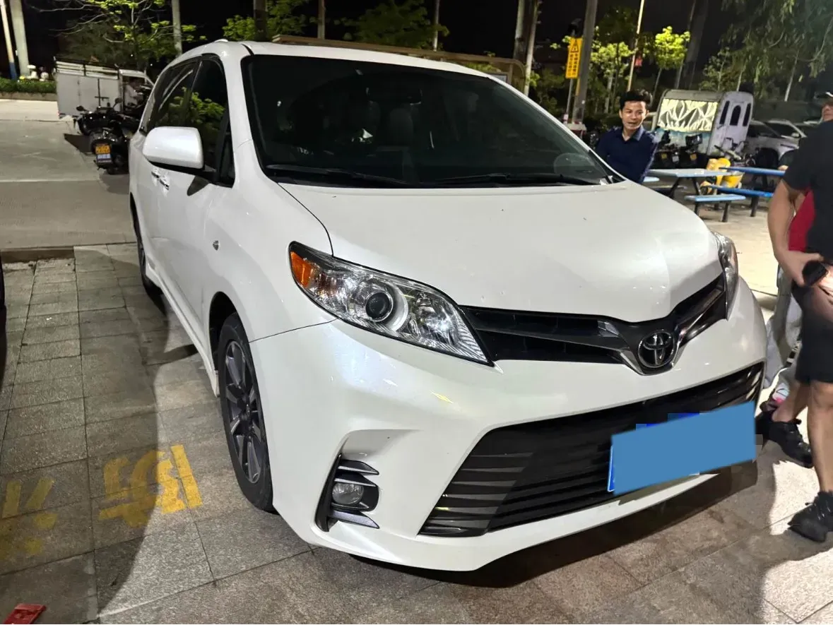 2019 Toyota Avalon 2.0L 178HP L4 CVT,autocango,china used car exporter,china ev exporter,chinese used car exporter,chinese used ev exporter