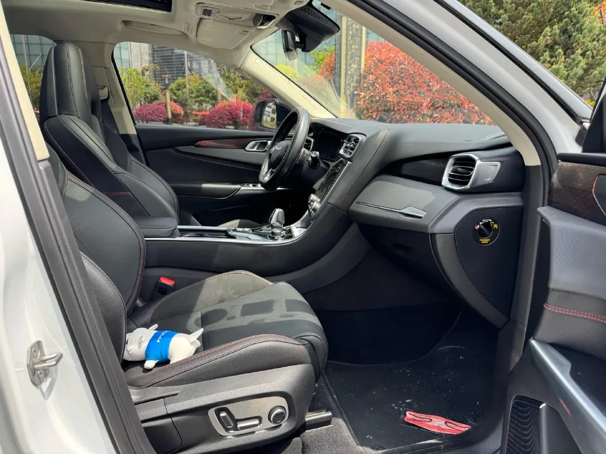 2019 LYNK&CO 01 2.0T 190HP L4 7DCT,autocango,china used car exporter,china ev exporter,chinese used car exporter,chinese used ev exporter