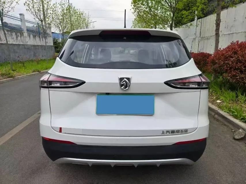 2021 BaoJun 510 1.5L 99HP L4 CVT,autocango,china used car exporter,china ev exporter,chinese used car exporter,chinese used ev exporter