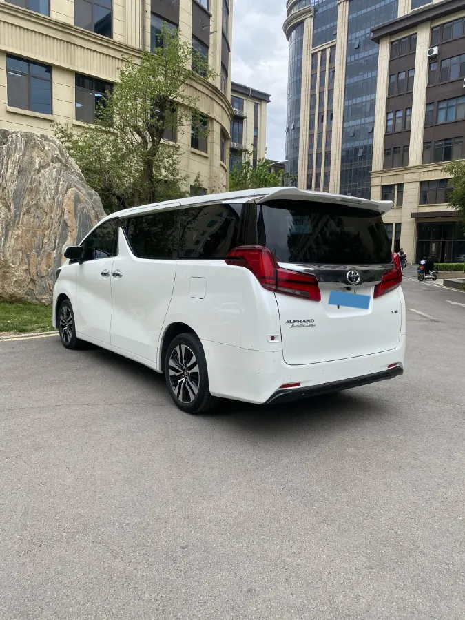 2018 Toyota Alphard 3.5L 301HP V6 8AT,autocango,china used car exporter,china ev exporter,chinese used car exporter,chinese used ev exporter