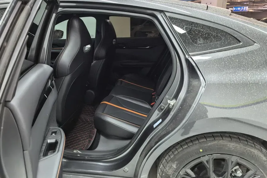 2024 ChangAn UNI-V 1.5T 188HP L4 7DCT,autocango,china used car exporter,china ev exporter,chinese used car exporter,chinese used ev exporter