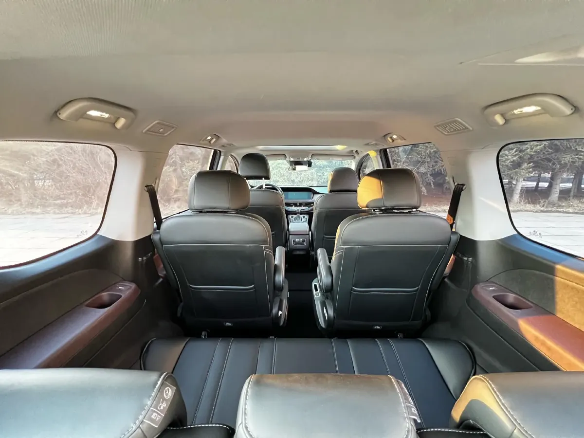 2023 GAC Trumpchi M6 1.5T 177HP L4 7DCT,autocango,china used car exporter,china ev exporter,chinese used car exporter,chinese used ev exporter