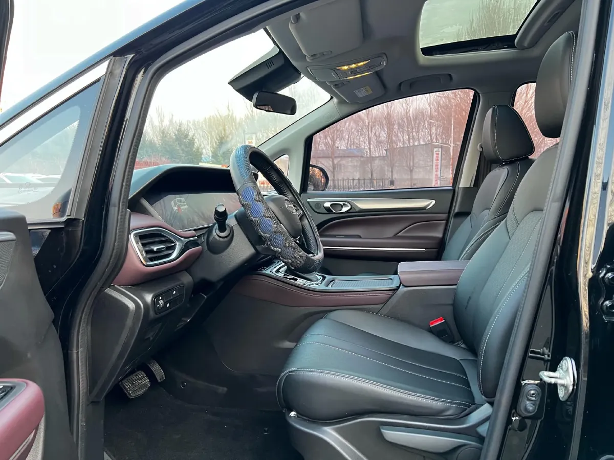 2023 GAC Trumpchi M6 1.5T 177HP L4 7DCT,autocango,china used car exporter,china ev exporter,chinese used car exporter,chinese used ev exporter