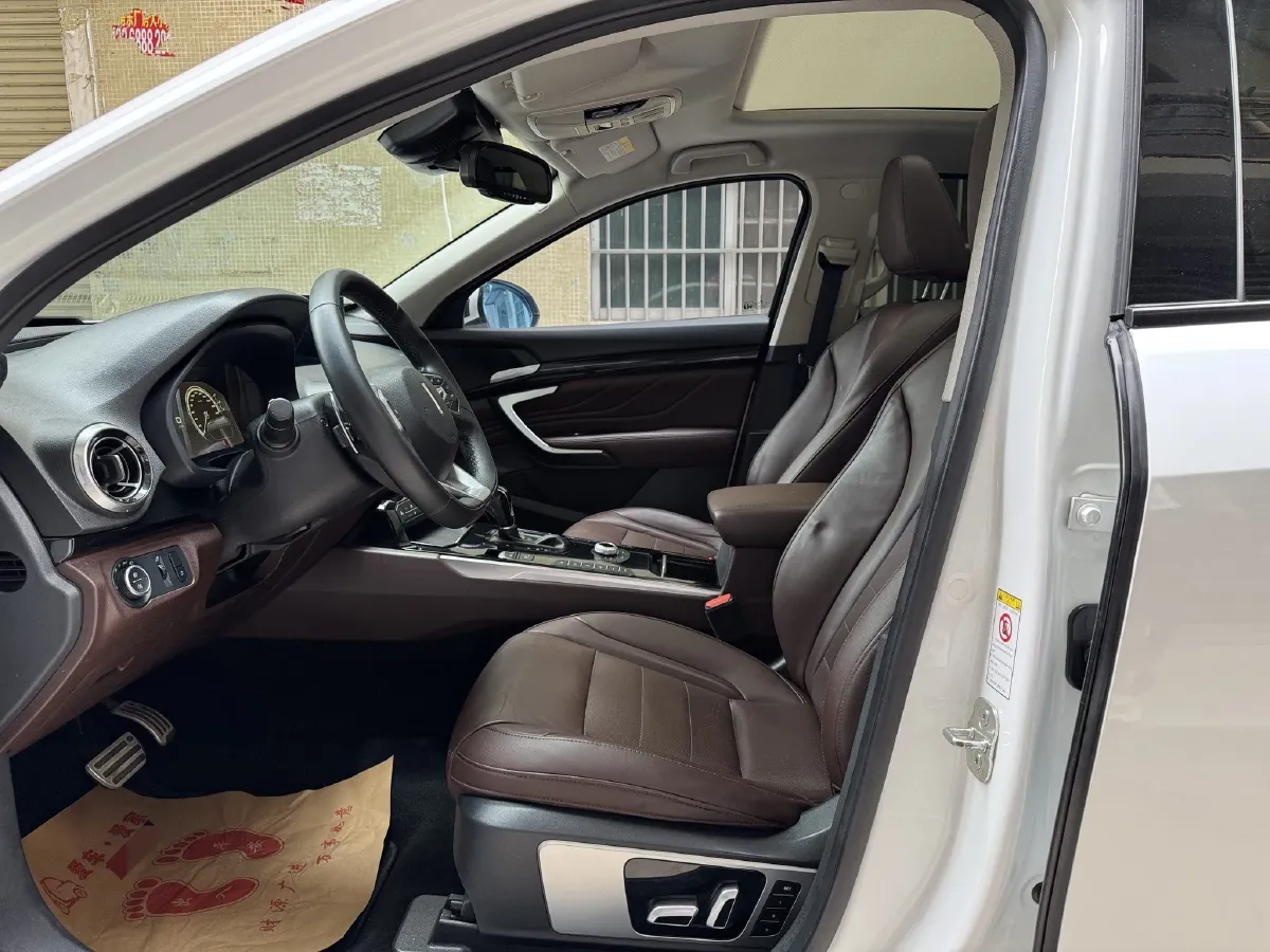 2017 WEY VV7 2.0T 234HP L4 7DCT,autocango,china used car exporter,china ev exporter,chinese used car exporter,chinese used ev exporter