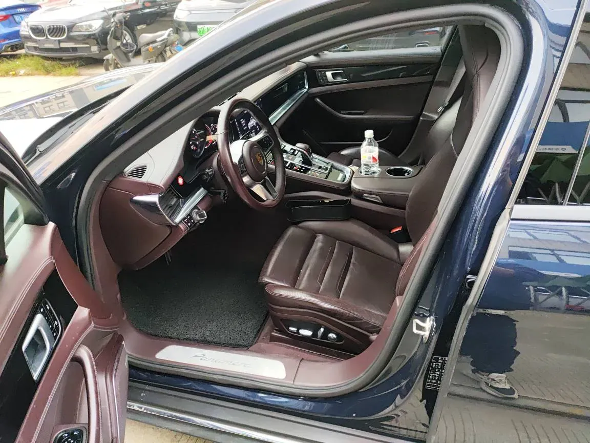 2019 Porsche Panamera 2.9T 330HP V6 8DCT,autocango,china used car exporter,china ev exporter,chinese used car exporter,chinese used ev exporter