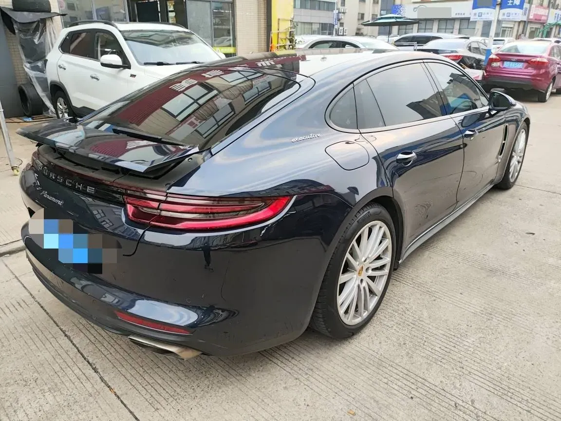 2019 Porsche Panamera 2.9T 330HP V6 8DCT,autocango,china used car exporter,china ev exporter,chinese used car exporter,chinese used ev exporter