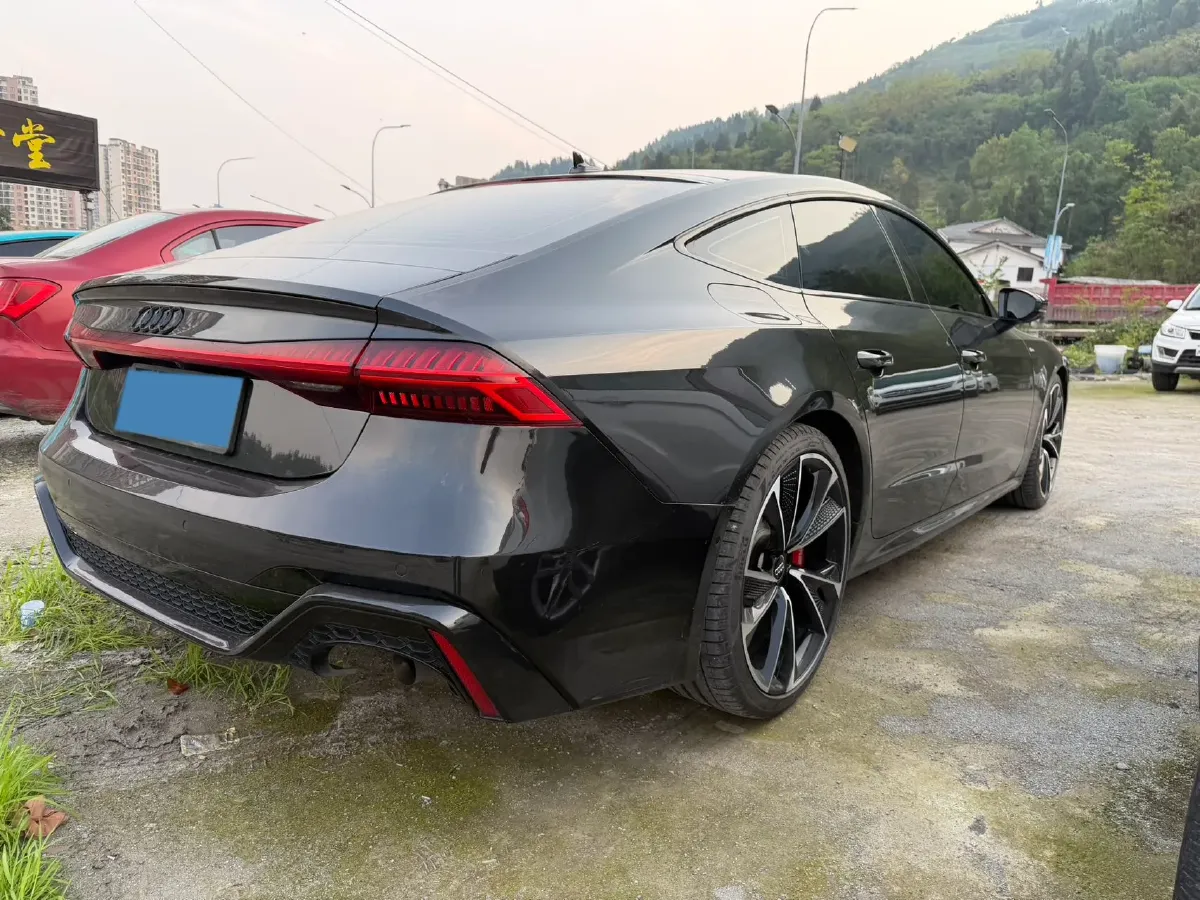 2021 Audi A7 2.0T 245HP L4 7DCT,autocango,china used car exporter,china ev exporter,chinese used car exporter,chinese used ev exporter