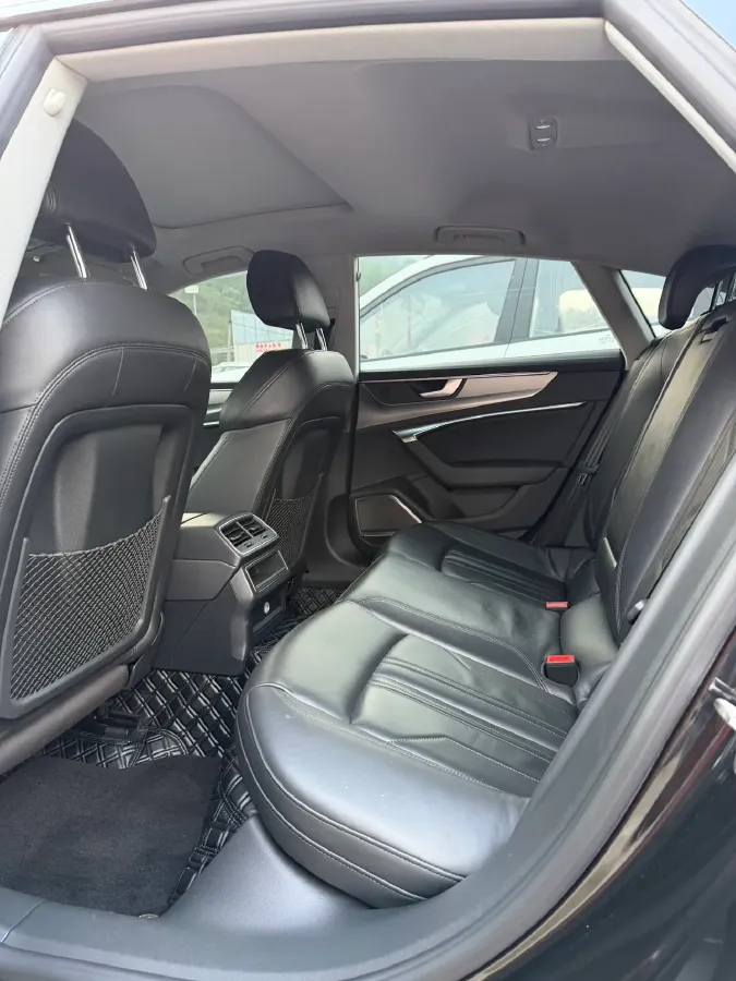 2021 Audi A7 2.0T 245HP L4 7DCT,autocango,china used car exporter,china ev exporter,chinese used car exporter,chinese used ev exporter