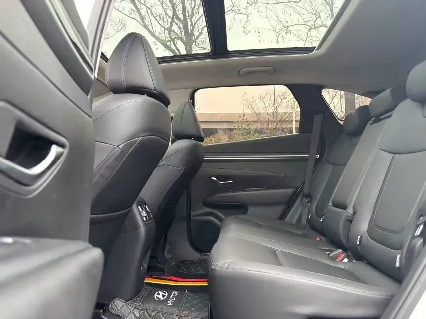 2021 Hyundai Tucson 1.5T 200HP L4 7DCT,autocango,china used car exporter,china ev exporter,chinese used car exporter,chinese used ev exporter