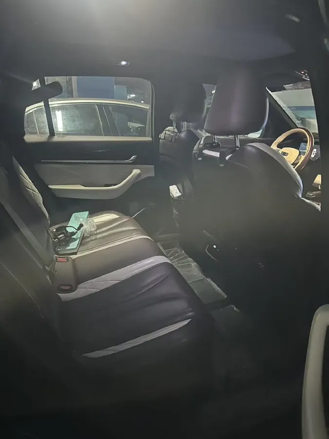 2021 Geely Monjaro 2.0T 218HP L4 7DCT,autocango,china used car exporter,china ev exporter,chinese used car exporter,chinese used ev exporter