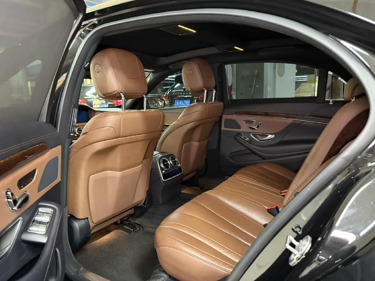 2020 Mercedes-Benz S Class 3.0T 299HP L6 9AT,autocango,china used car exporter,china ev exporter,chinese used car exporter,chinese used ev exporter