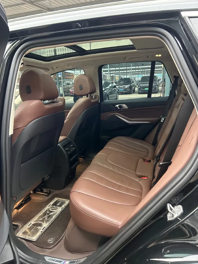 2021 BMW X5 2.0T 265HP L4 8AT,autocango,china used car exporter,china ev exporter,chinese used car exporter,chinese used ev exporter