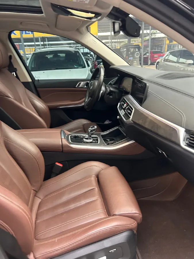 2021 BMW X5 2.0T 265HP L4 8AT,autocango,china used car exporter,china ev exporter,chinese used car exporter,chinese used ev exporter