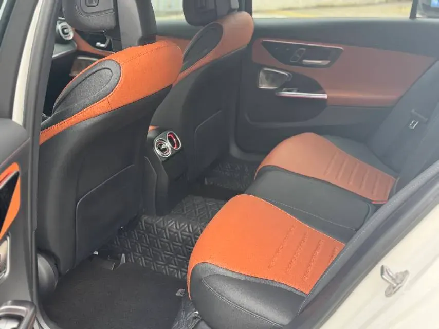 2023 Mercedes-Benz C Class 1.5T 204HP L4 9AT,autocango,china used car exporter,china ev exporter,chinese used car exporter,chinese used ev exporter