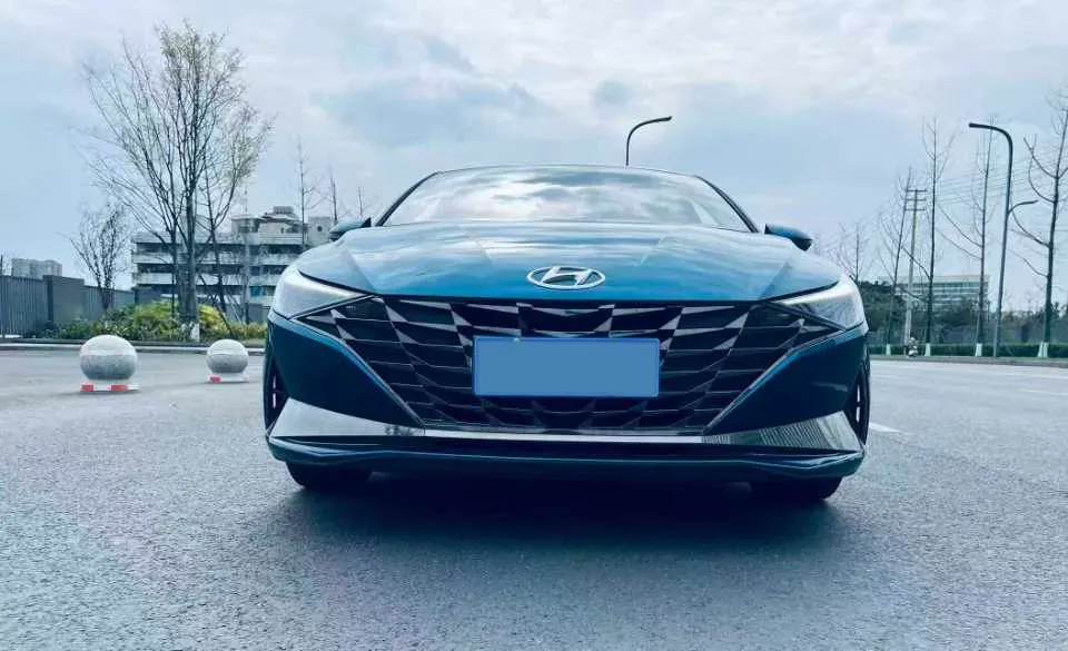 2021 Hyundai Elantra 1.5L 115HP L4 CVT,autocango,china used car exporter,china ev exporter,chinese used car exporter,chinese used ev exporter