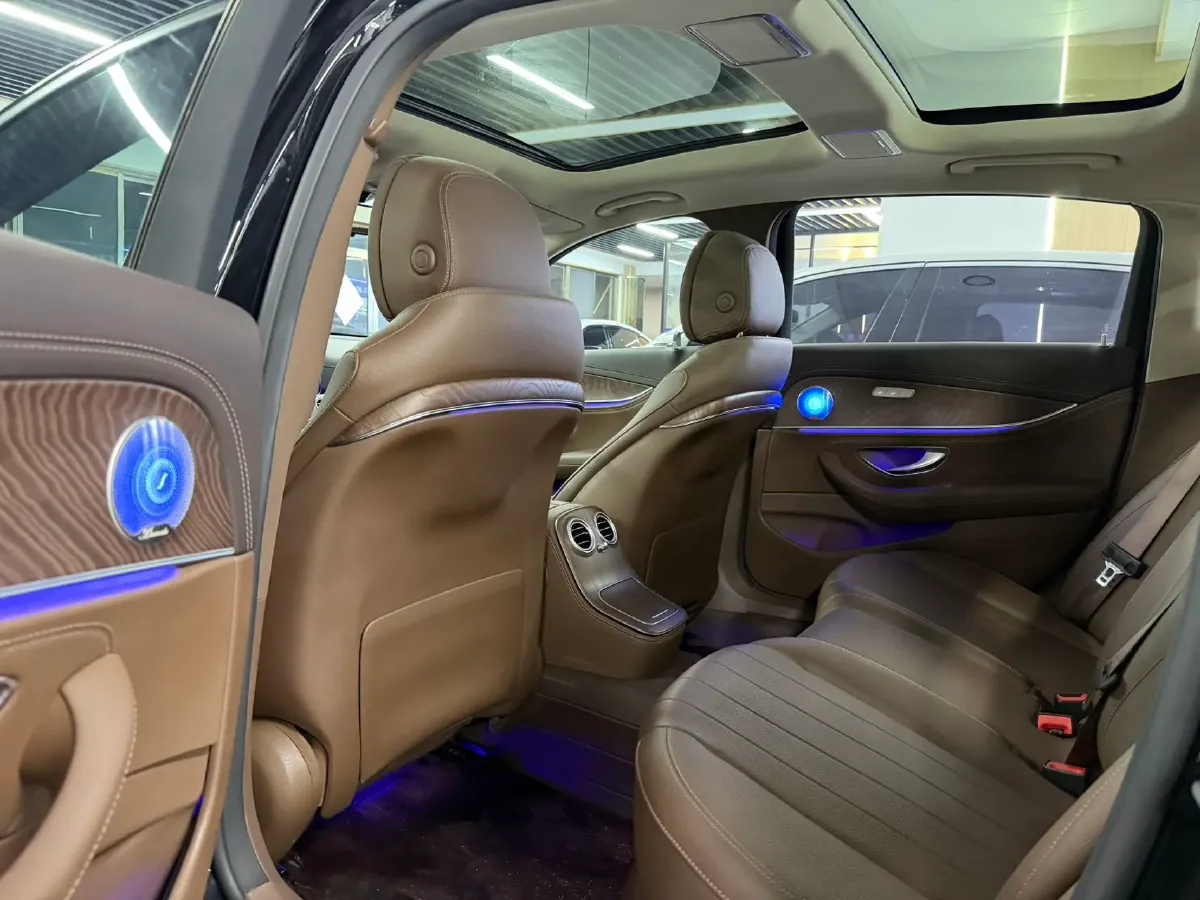 2023 Mercedes-Benz E Class 2.0T 197HP L4 9AT,autocango,china used car exporter,china ev exporter,chinese used car exporter,chinese used ev exporter