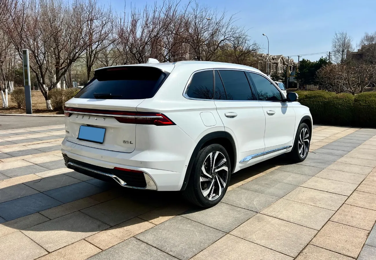 2021 Geely Monjaro 2.0T 218HP L4 7DCT,autocango,china used car exporter,china ev exporter,chinese used car exporter,chinese used ev exporter