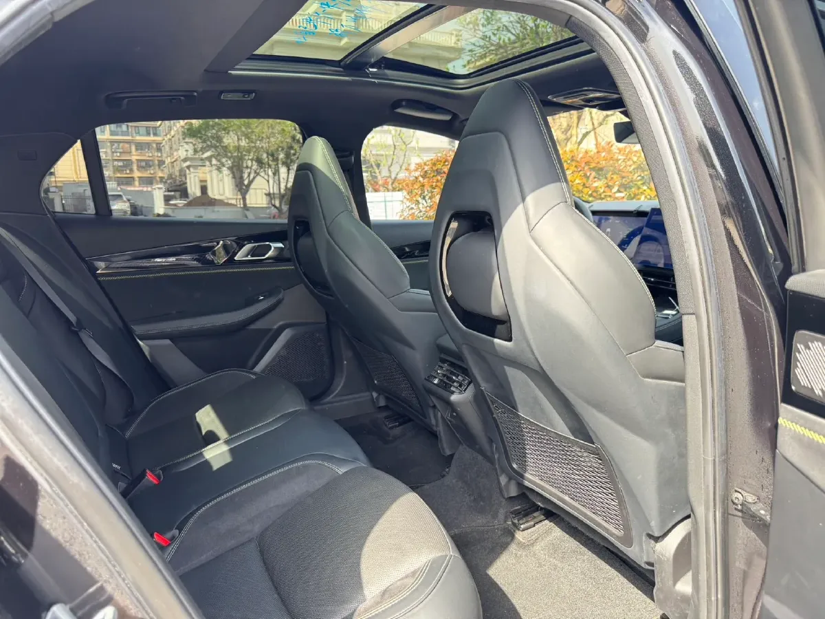 2023 LYNK&CO 03 2.0T 254HP L4 7DCT,autocango,china used car exporter,china ev exporter,chinese used car exporter,chinese used ev exporter