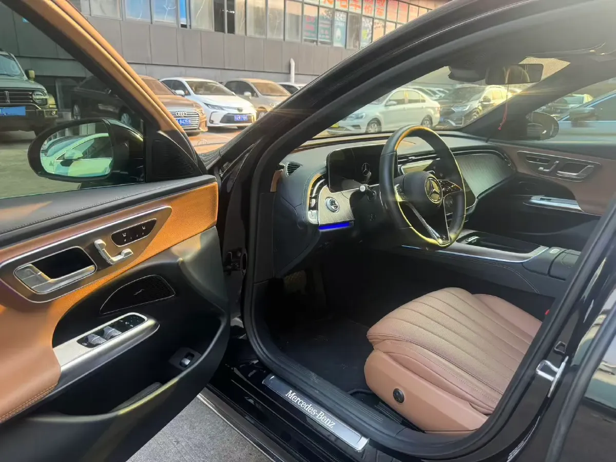 2024 Mercedes-Benz E Class 2.0T 258HP L4 9AT,autocango,china used car exporter,china ev exporter,chinese used car exporter,chinese used ev exporter