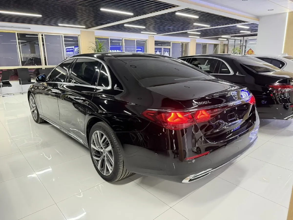2025 Mercedes-Benz E Class 2.0T 258HP L4 9AT,autocango,china used car exporter,china ev exporter,chinese used car exporter,chinese used ev exporter