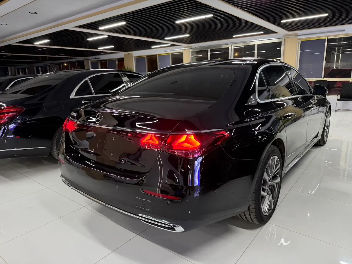 2025 Mercedes-Benz E Class 2.0T 258HP L4 9AT,autocango,china used car exporter,china ev exporter,chinese used car exporter,chinese used ev exporter