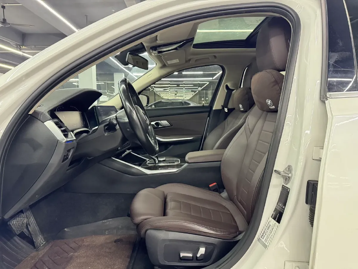 2020 BMW 3 Series 2.0T 184HP L4 8AT,autocango,china used car exporter,china ev exporter,chinese used car exporter,chinese used ev exporter