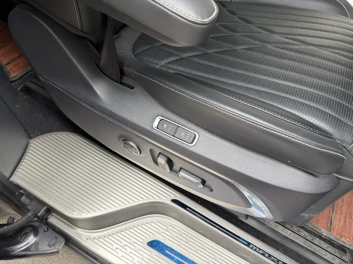 2022 MAXUS G90 2.0T 234HP L4 8AT,autocango,china used car exporter,china ev exporter,chinese used car exporter,chinese used ev exporter