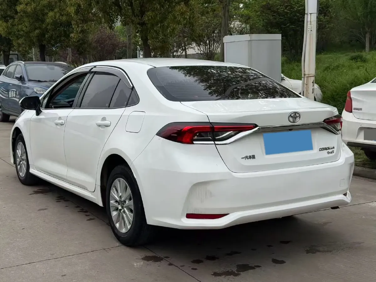 2022 Toyota Corolla 1.2T 116HP L4 CVT,autocango,china used car exporter,china ev exporter,chinese used car exporter,chinese used ev exporter