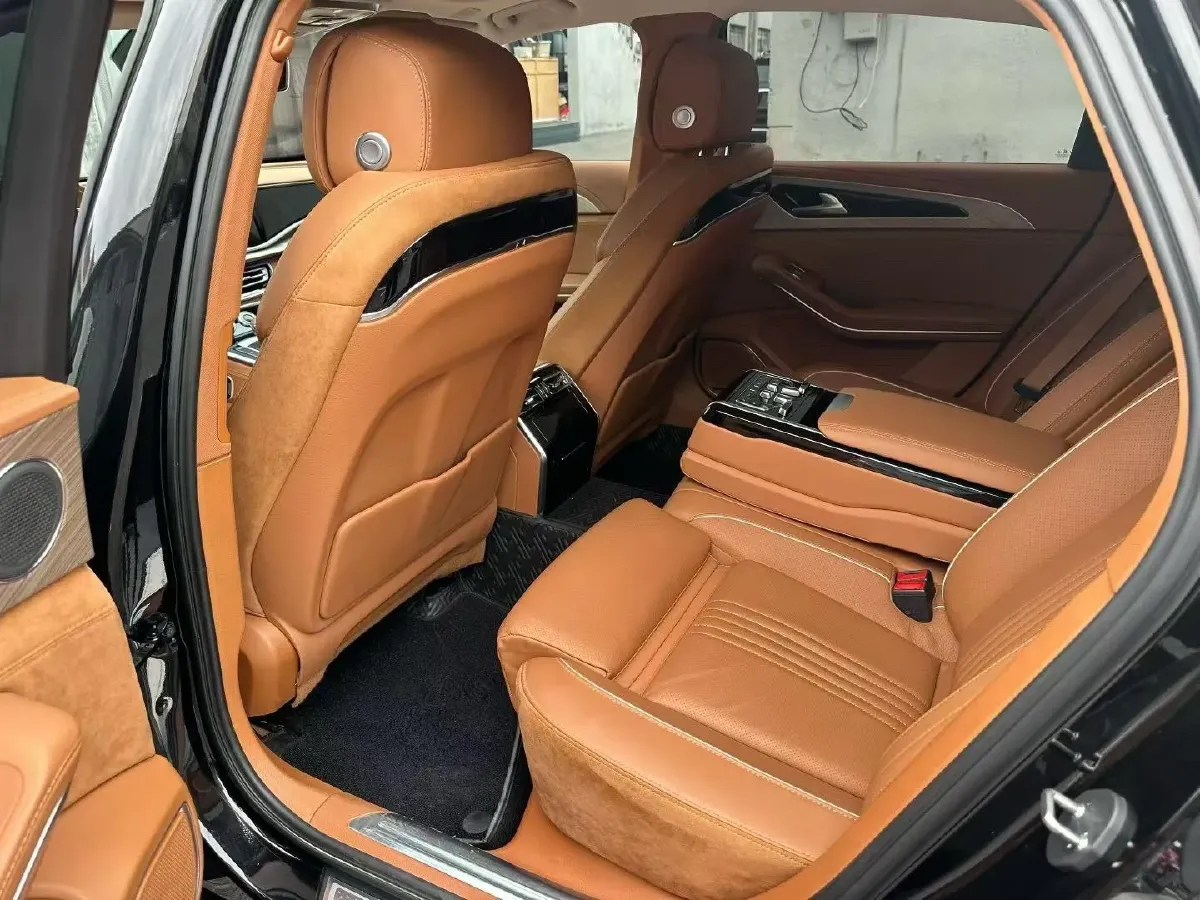 2020 HongQi H9 2.0T 252HP L4 7DCT,autocango,china used car exporter,china ev exporter,chinese used car exporter,chinese used ev exporter