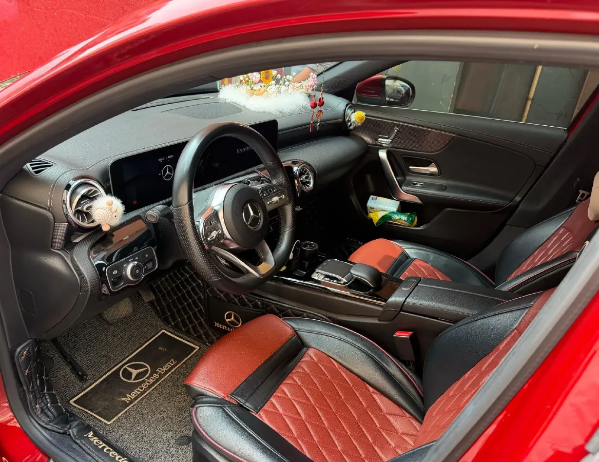 2020 Mercedes-Benz A Class 1.3T 163HP L4 7DCT,autocango,china used car exporter,china ev exporter,chinese used car exporter,chinese used ev exporter