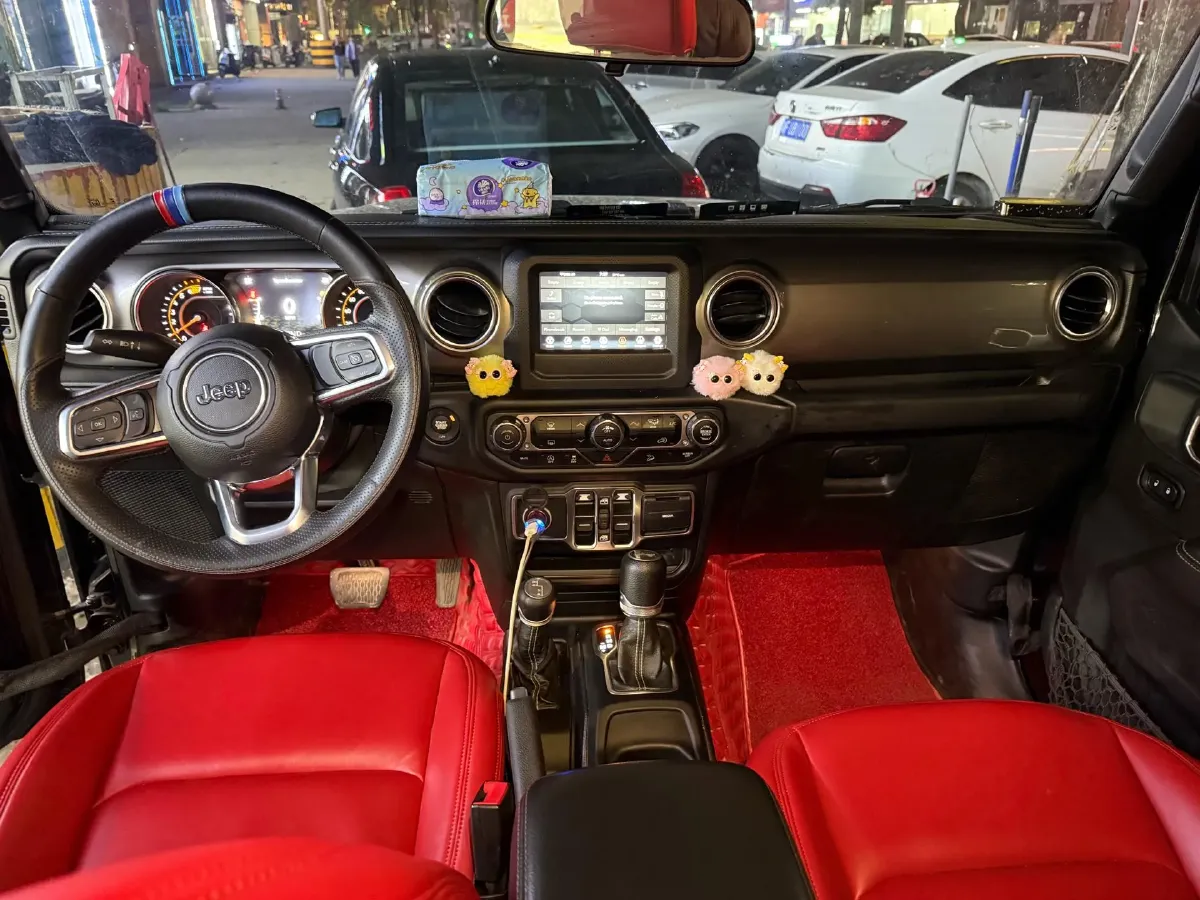 2019 Jeep Wrangler 2.0T 266HP L4 8AT,autocango,china used car exporter,china ev exporter,chinese used car exporter,chinese used ev exporter
