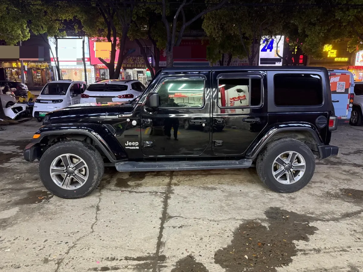 2019 Jeep Wrangler 2.0T 266HP L4 8AT,autocango,china used car exporter,china ev exporter,chinese used car exporter,chinese used ev exporter