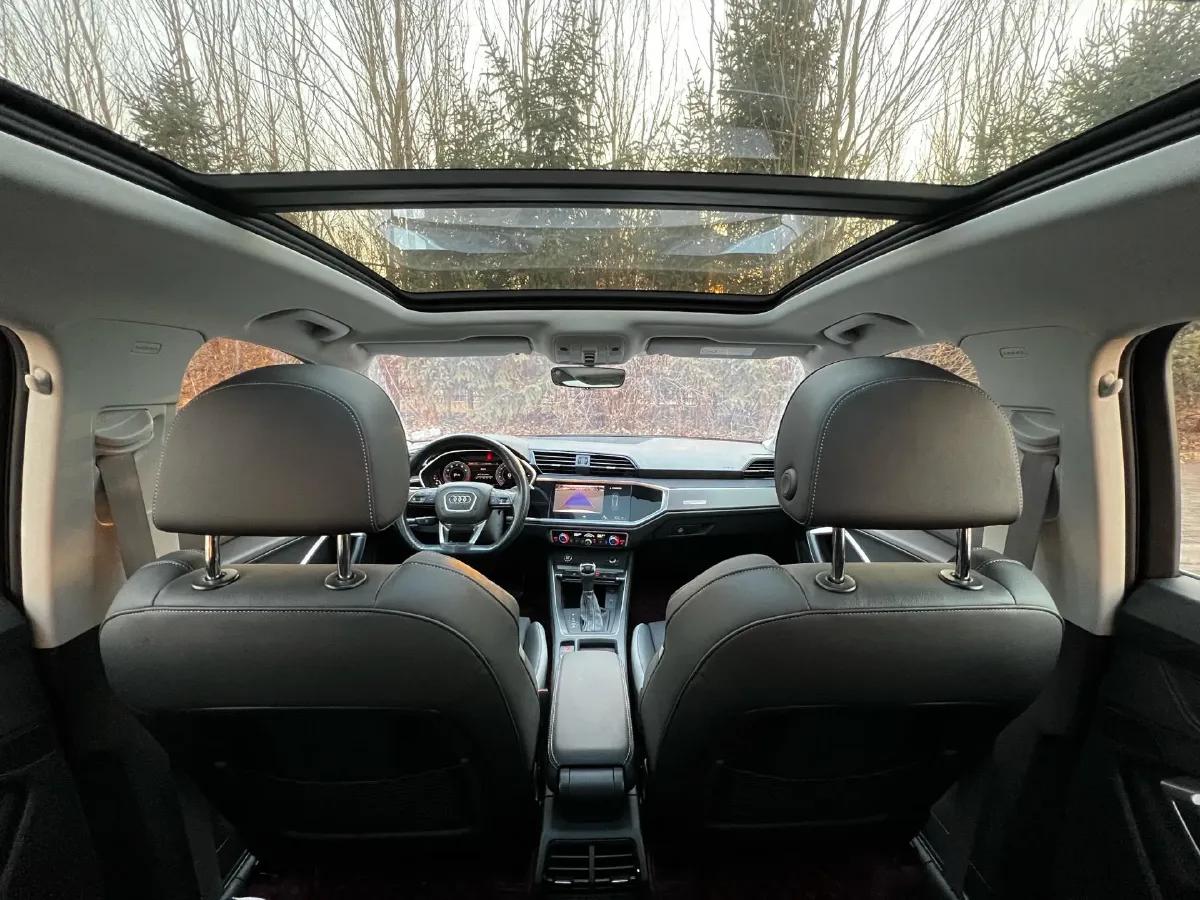 2022 Audi Q3 1.4T 150HP L4 7DCT,autocango,china used car exporter,china ev exporter,chinese used car exporter,chinese used ev exporter