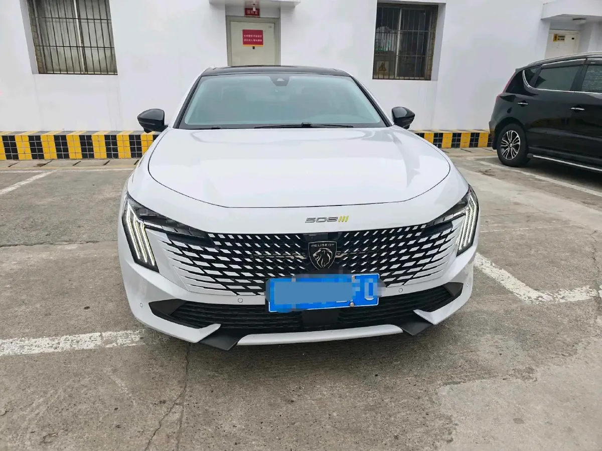 2023 Peugeot 508 1.8T 211HP L4 8AT,autocango,china used car exporter,china ev exporter,chinese used car exporter,chinese used ev exporter