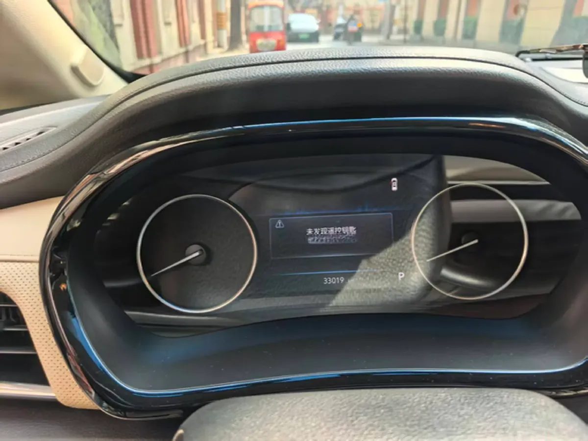 2023 Buick GL8 2.0T 237HP L4 9AT,autocango,china used car exporter,china ev exporter,chinese used car exporter,chinese used ev exporter