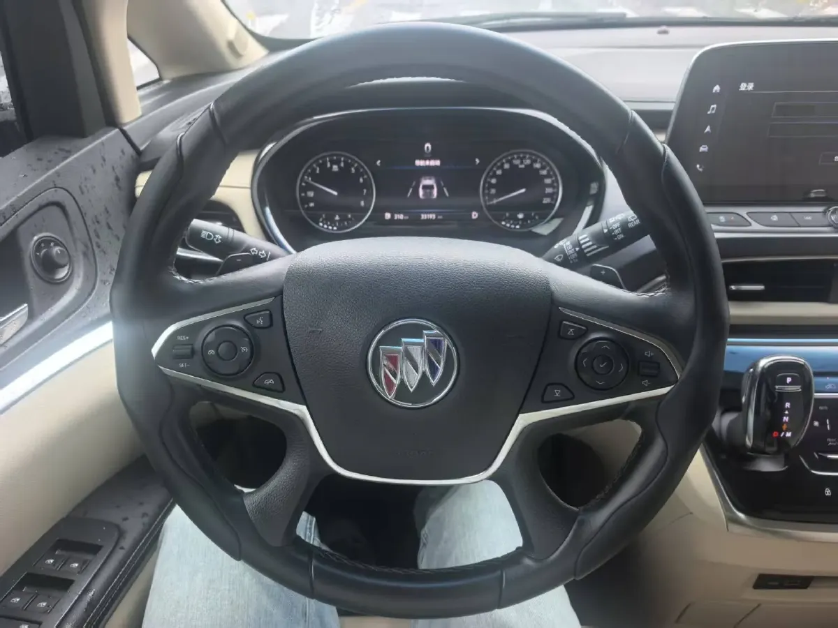 2023 Buick GL8 2.0T 237HP L4 9AT,autocango,china used car exporter,china ev exporter,chinese used car exporter,chinese used ev exporter