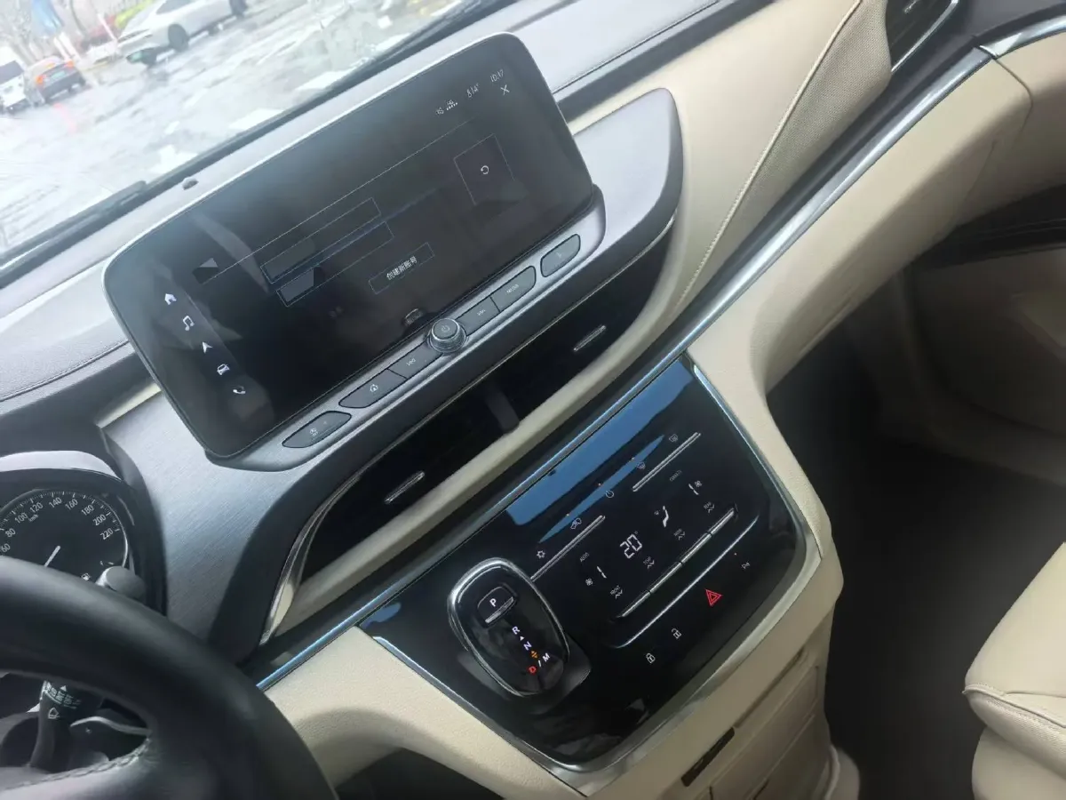 2023 Buick GL8 2.0T 237HP L4 9AT,autocango,china used car exporter,china ev exporter,chinese used car exporter,chinese used ev exporter