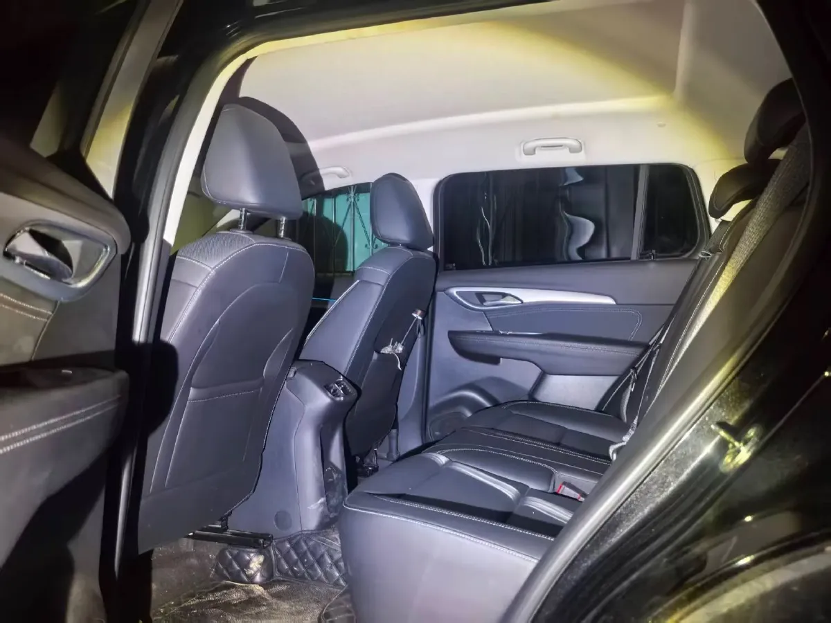 2025 Buick EnvisionPlus 2.0T 237HP L4 9AT,autocango,china used car exporter,china ev exporter,chinese used car exporter,chinese used ev exporter