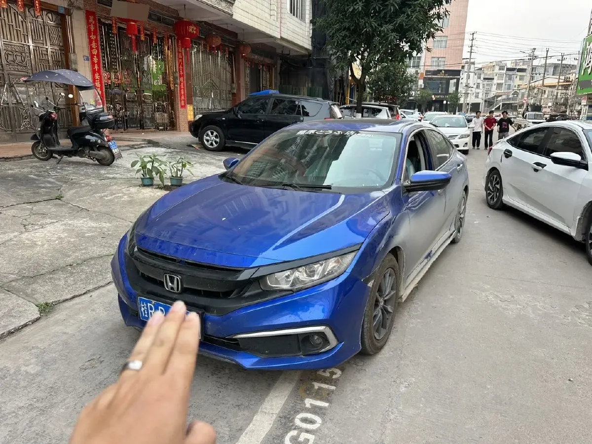 2019 Honda Civic 1.5T 177HP L4 CVT,autocango,china used car exporter,china ev exporter,chinese used car exporter,chinese used ev exporter