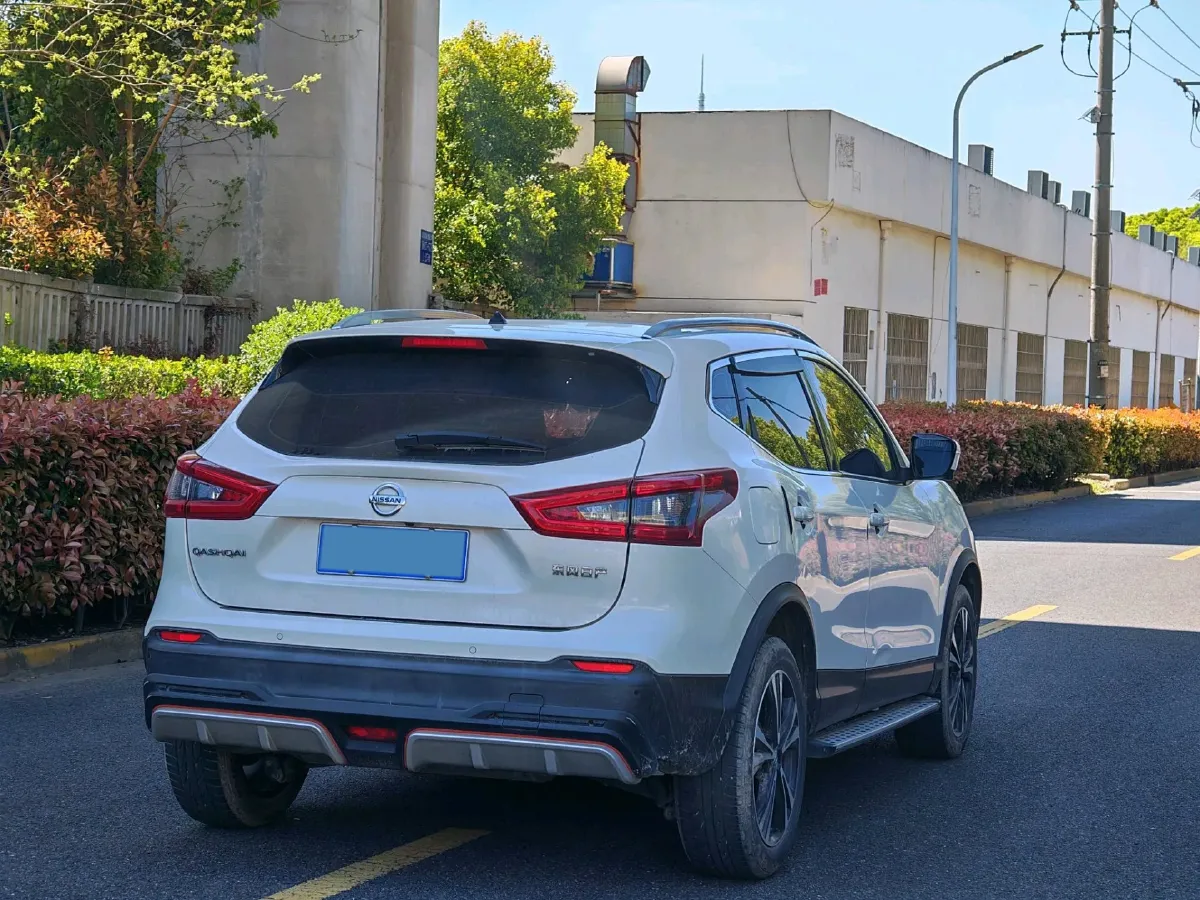 2022 Nissan Qashqai 2.0L 151HP L4 CVT,autocango,china used car exporter,china ev exporter,chinese used car exporter,chinese used ev exporter