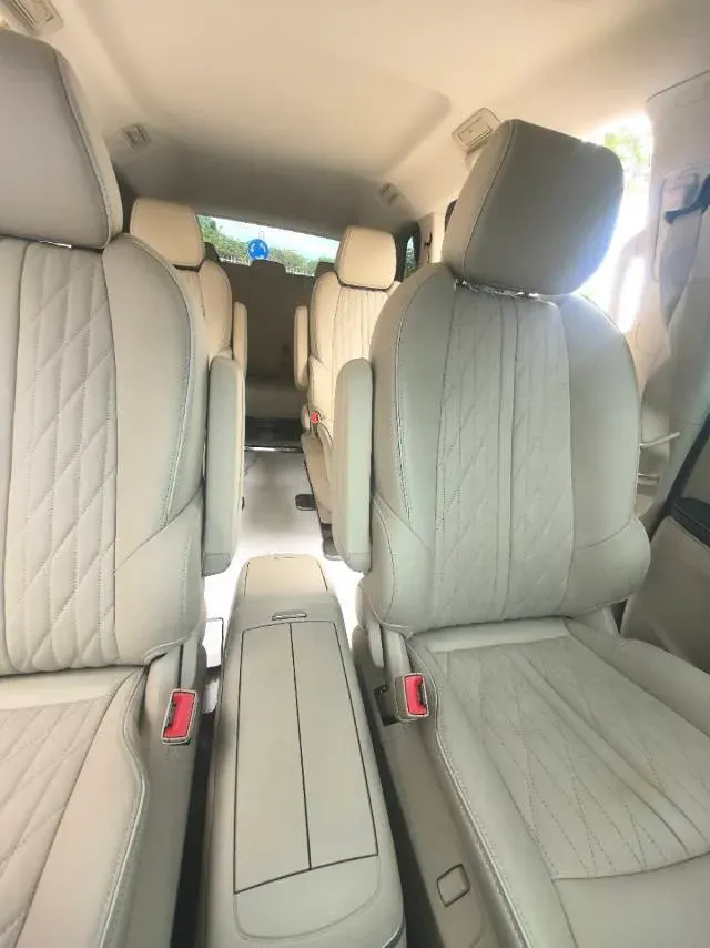 2023 Buick GL8 2.0T 237HP L4 9AT,autocango,china used car exporter,china ev exporter,chinese used car exporter,chinese used ev exporter