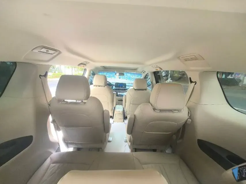 2023 Buick GL8 2.0T 237HP L4 9AT,autocango,china used car exporter,china ev exporter,chinese used car exporter,chinese used ev exporter